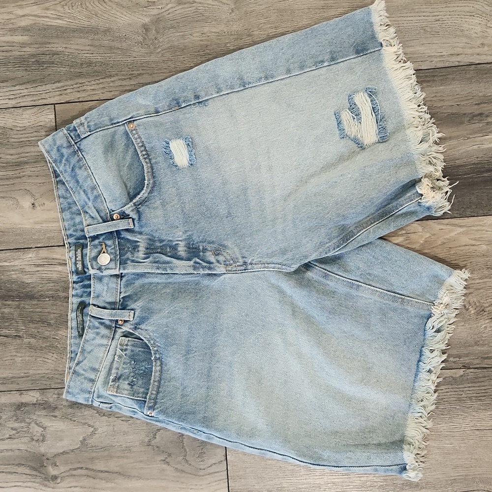 Wild Fable High Rise Bermuda Shorts Size 4